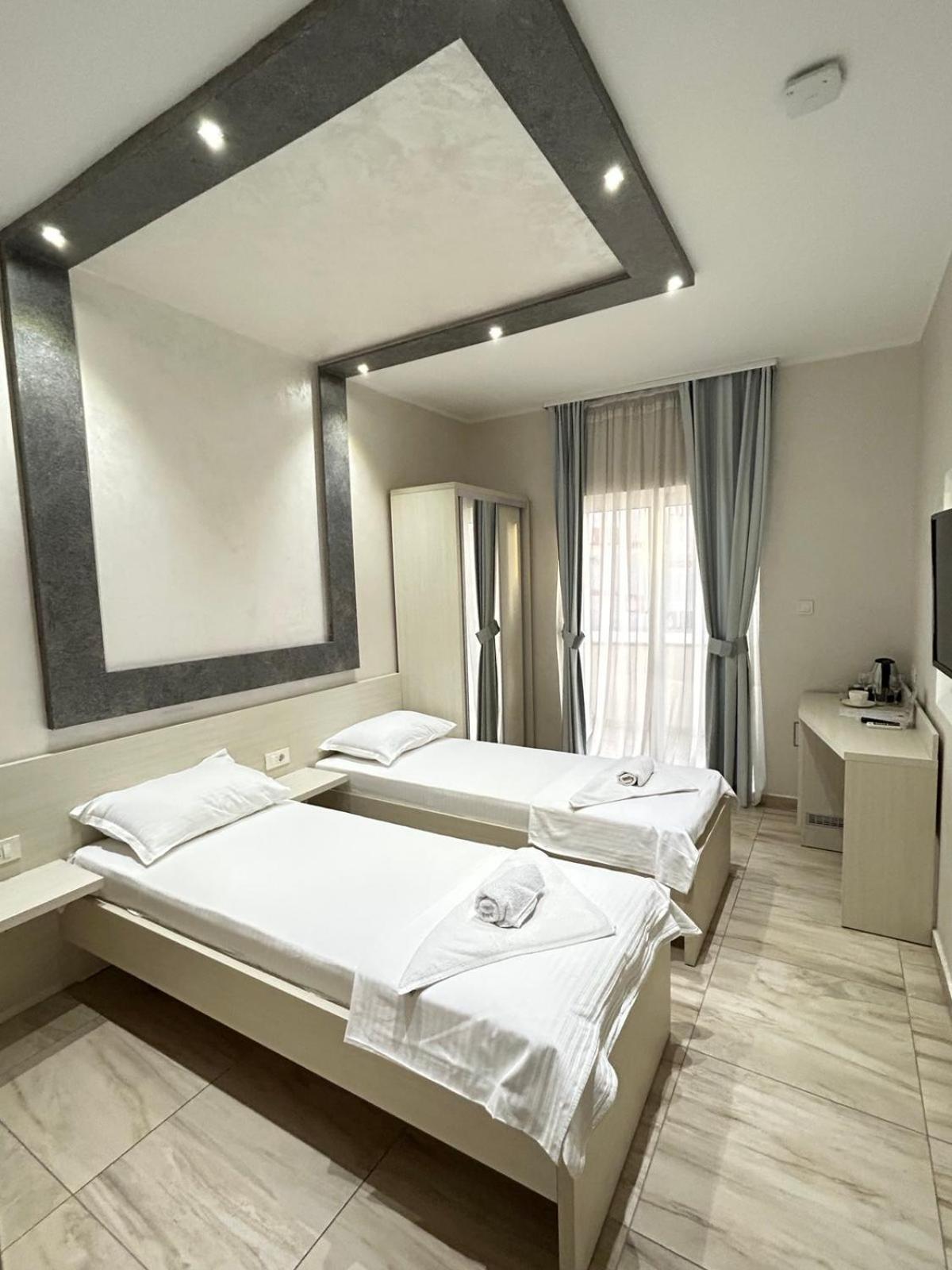 Hotel Maksim Herceg Novi Exterior foto