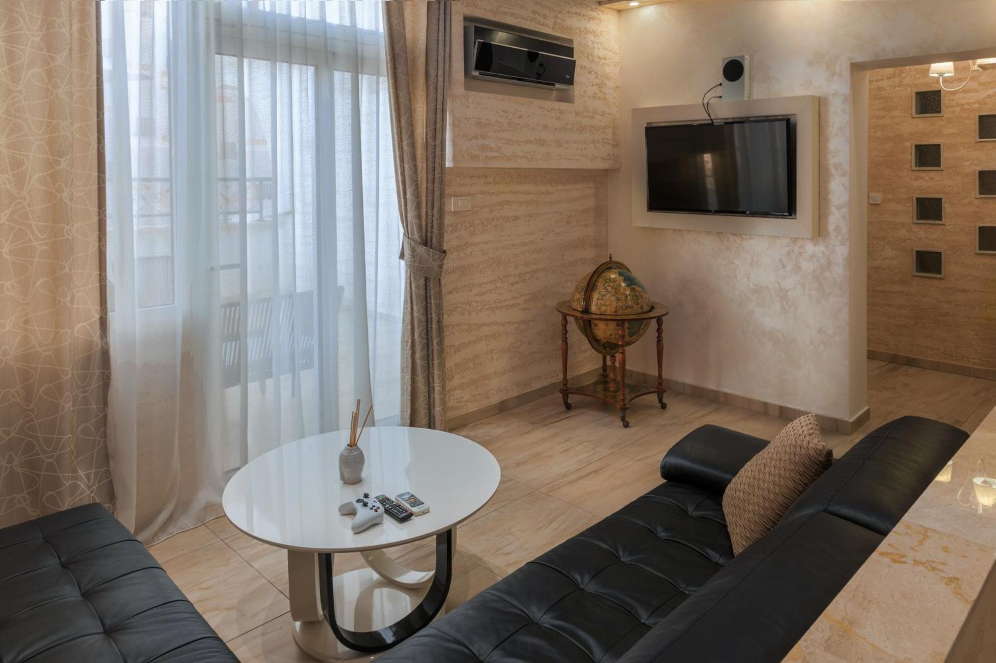 Hotel Maksim Herceg Novi Exterior foto